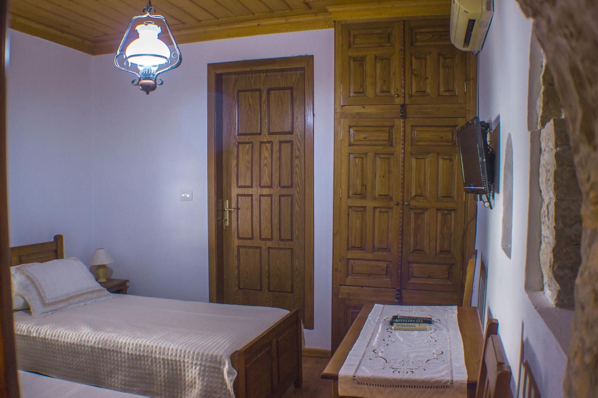 Old Bazaar 1790 Hotel Gjirokastër Eksteriør billede