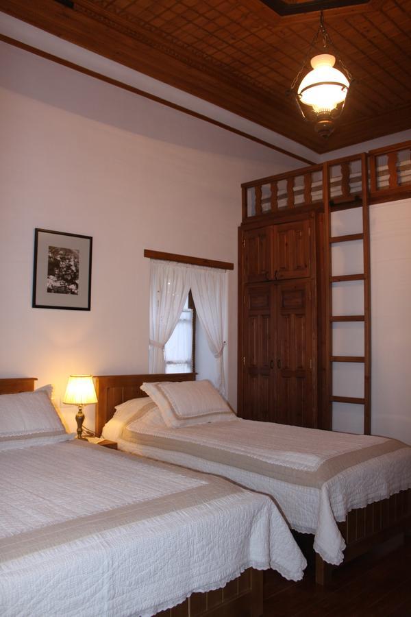 Old Bazaar 1790 Hotel Gjirokastër Eksteriør billede