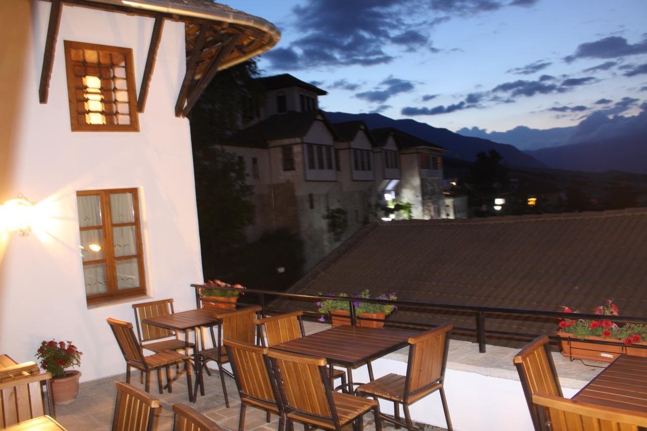 Old Bazaar 1790 Hotel Gjirokastër Eksteriør billede
