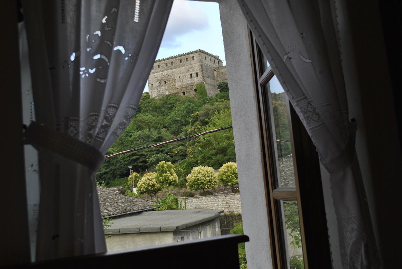 Old Bazaar 1790 Hotel Gjirokastër Eksteriør billede